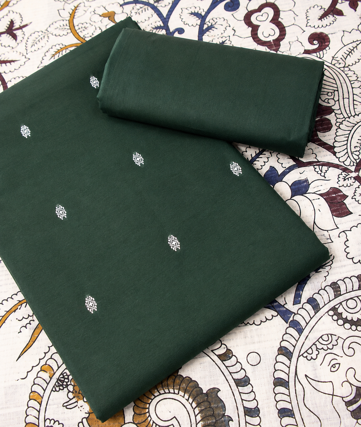 unstitched materials