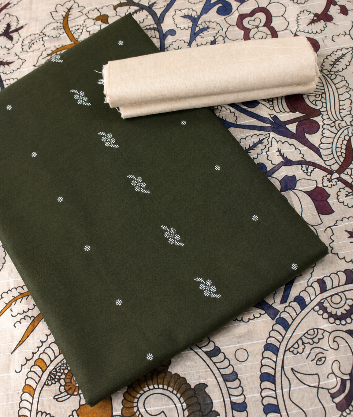 unstitched materials