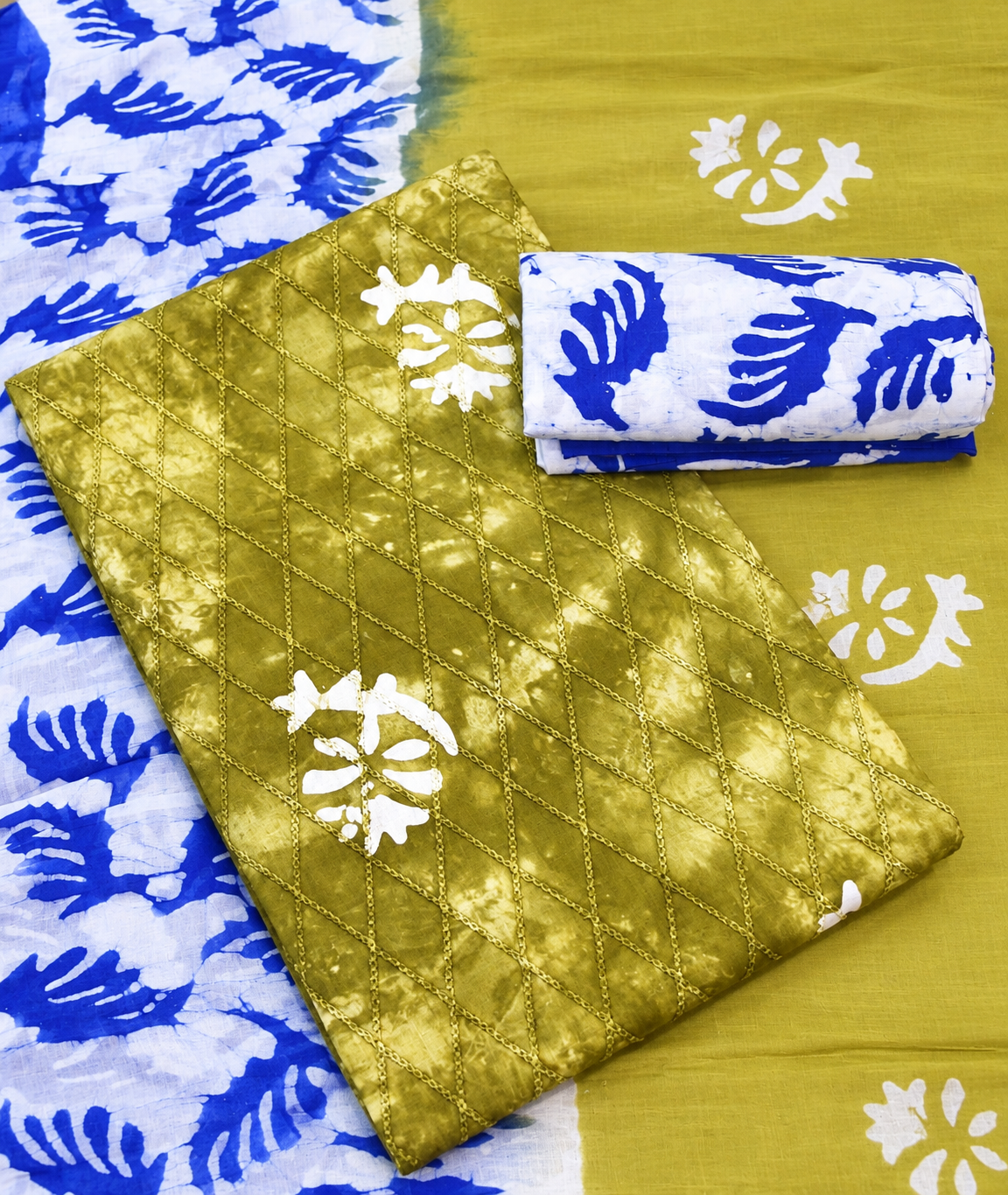 unstitched materials